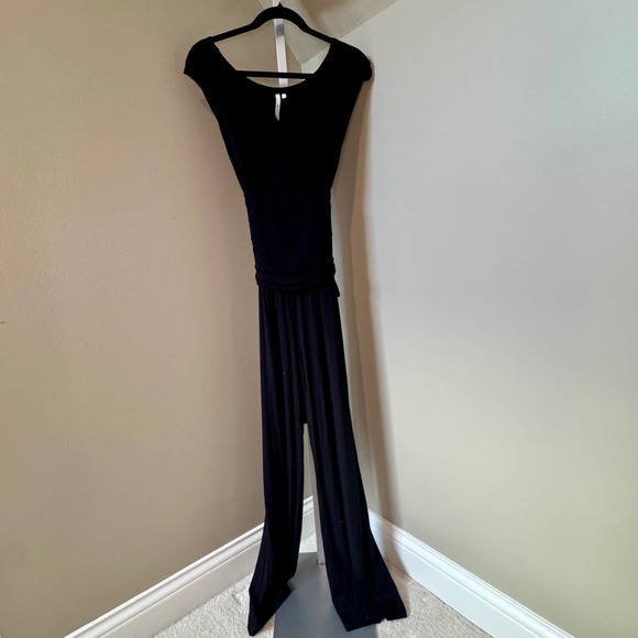 Michael Stars Black Cap Sleeve Ruched Waist Wide Leg Jumpsuit Tie Back Large - Picture 3 of 5